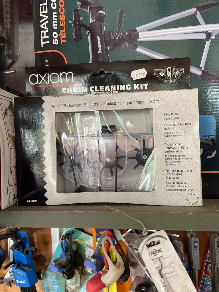 Bike chain cleaning set, BNIB photo 1