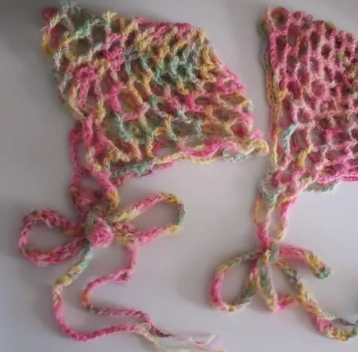 Handmade bonnets w hand dyed alpaca wool photo 1