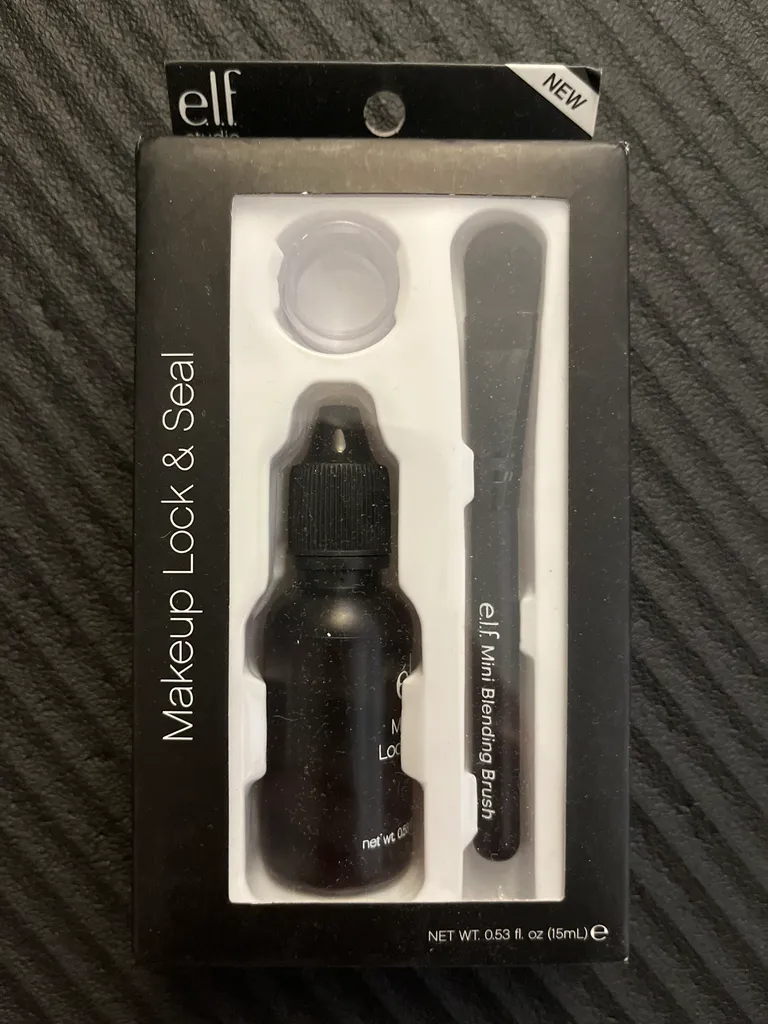 e.l.f. makeup lock & seal photo 1