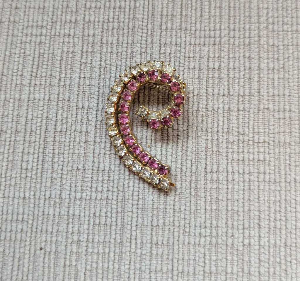 Vintage Rhinestone Brooch photo 1