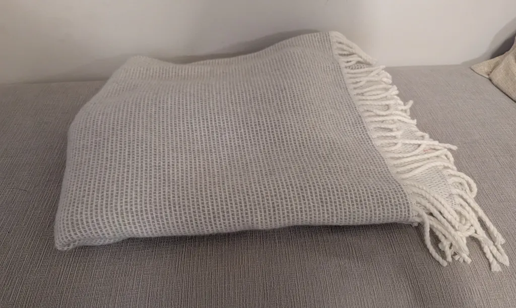 Brand New Textéis Penedo Throw Blanket - Grey photo 1