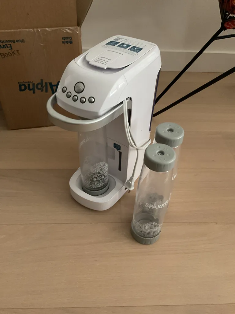 Sparkle Beverage Carbonator photo 1