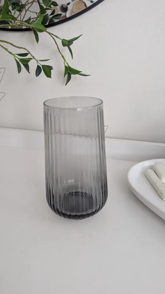Smokey grey vase ikea photo 1
