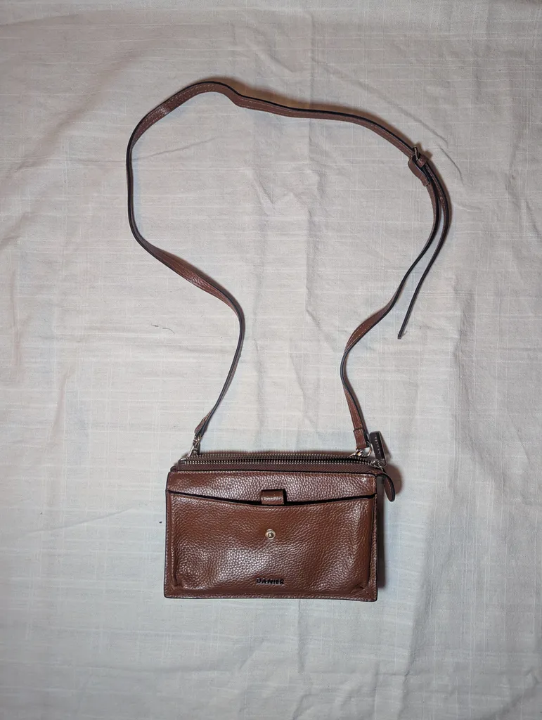 Daniel leather bag photo 1