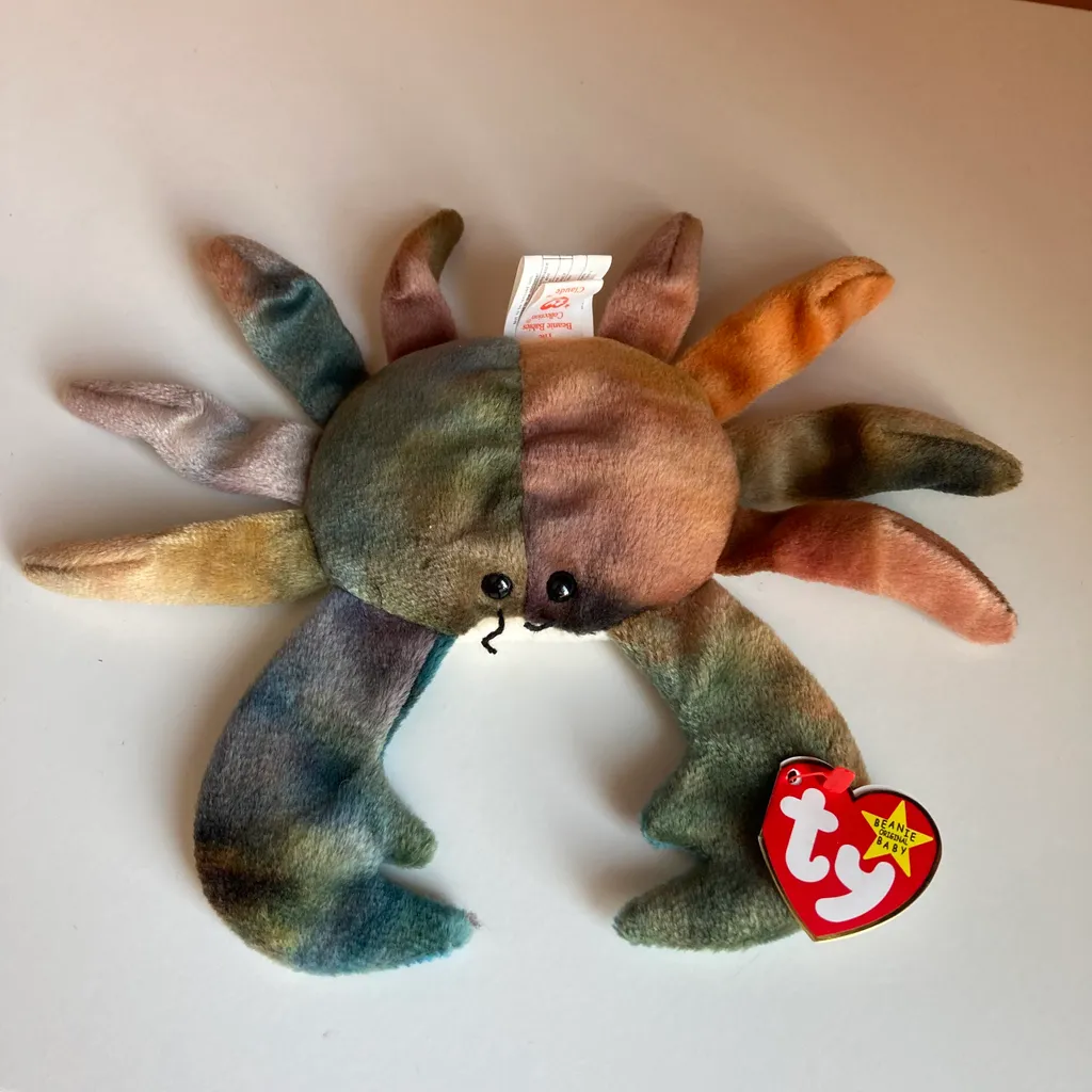 BEANIE CRAB photo 1