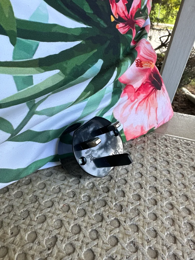 Canada/US to UK converter plug photo 1