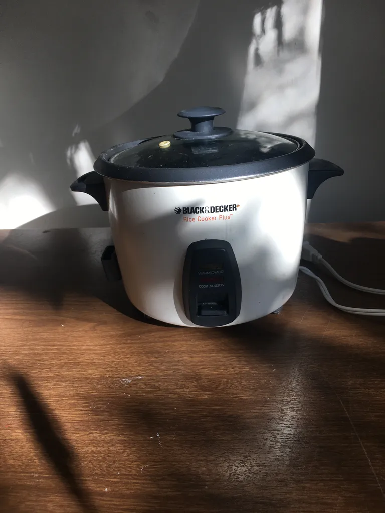 Rice cooker  photo 1