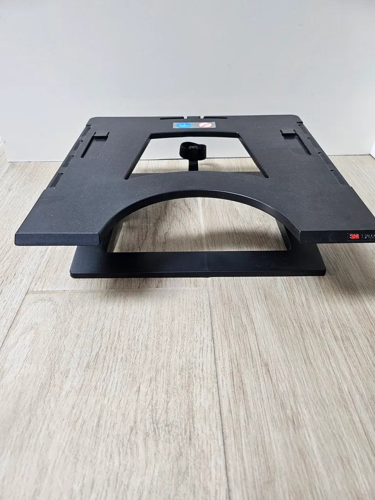 Laptop Stand/Riser photo 1