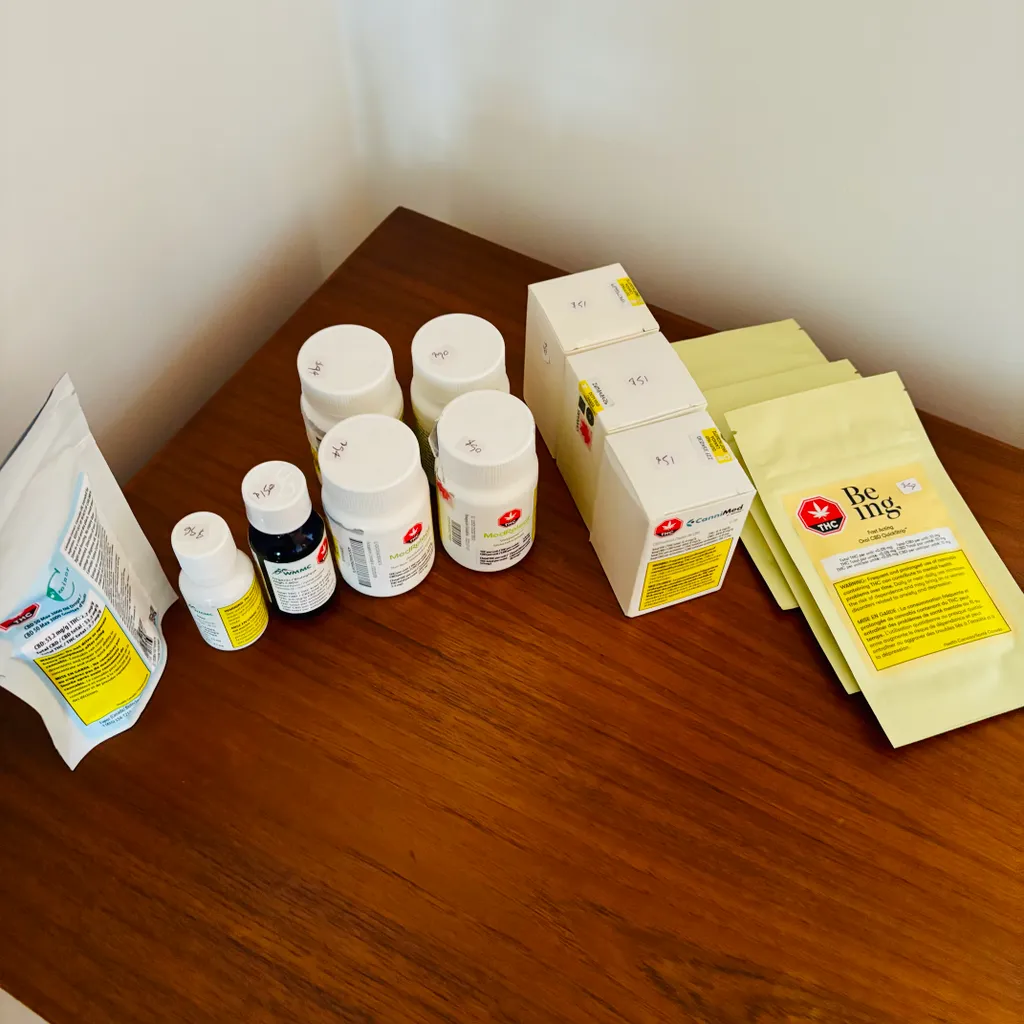 *New* CBD Oil, Gel Caps, Isolate, Cream, Oral Strips photo 1