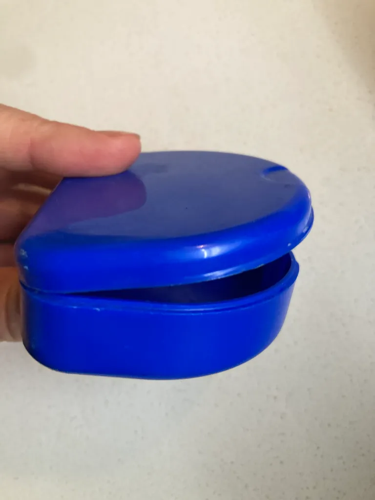 New Oral Retainer Case photo 1