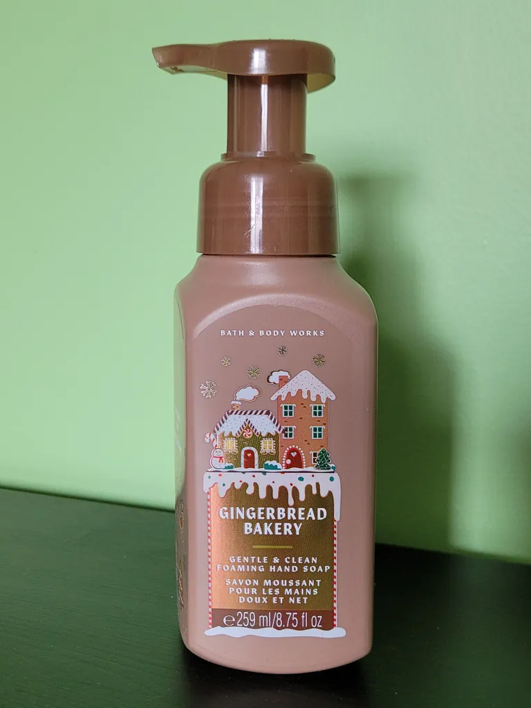 Gingerbread Foaming Soap - New photo 1
