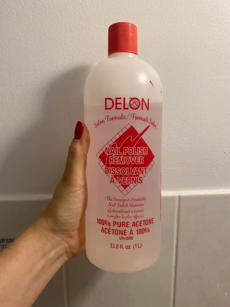 Nail polish remover photo 1