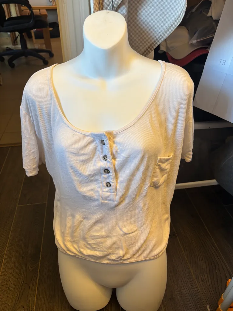 Cotton Crop Shirt Size L photo 1