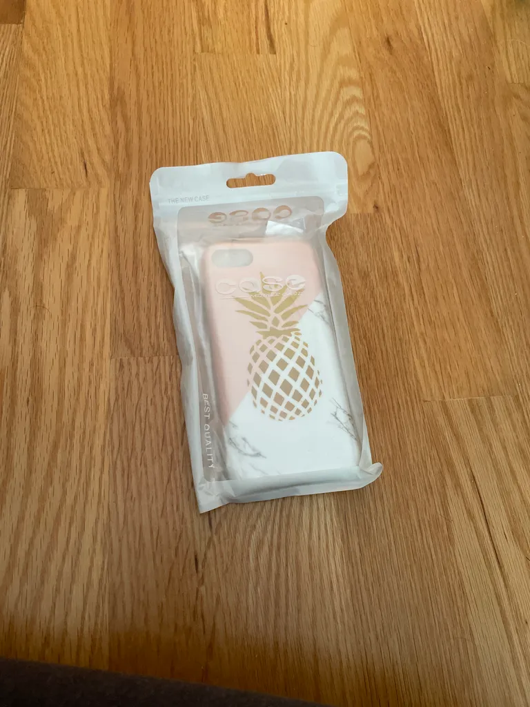 iPhone 8 case  photo 1