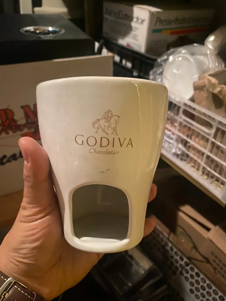 Godiva brand chocolate fondue pot photo 1