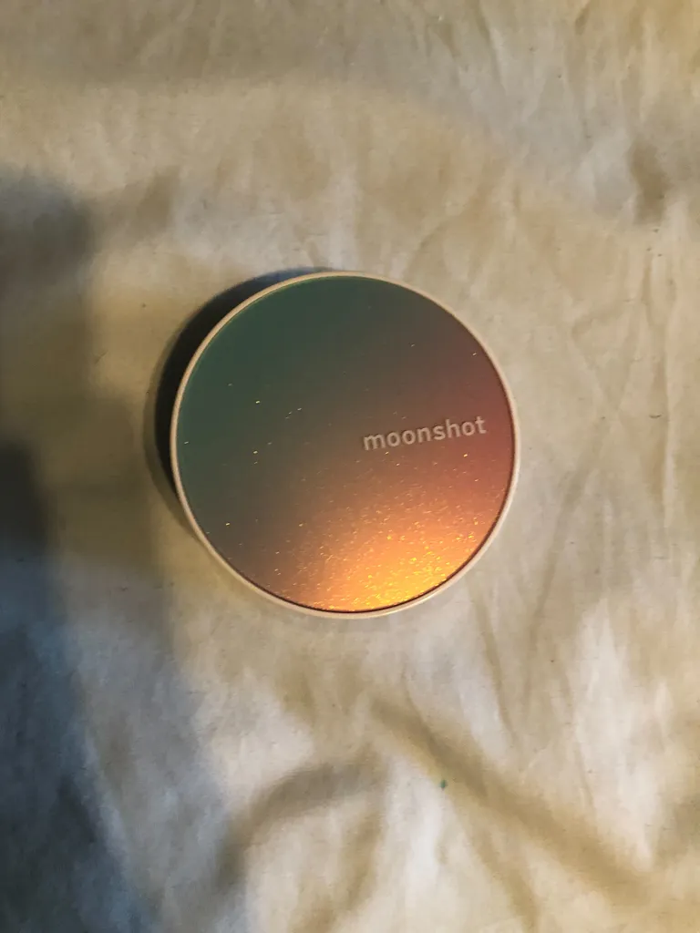 Moonshot micro calming fit cushion in Ivory 201 photo 1