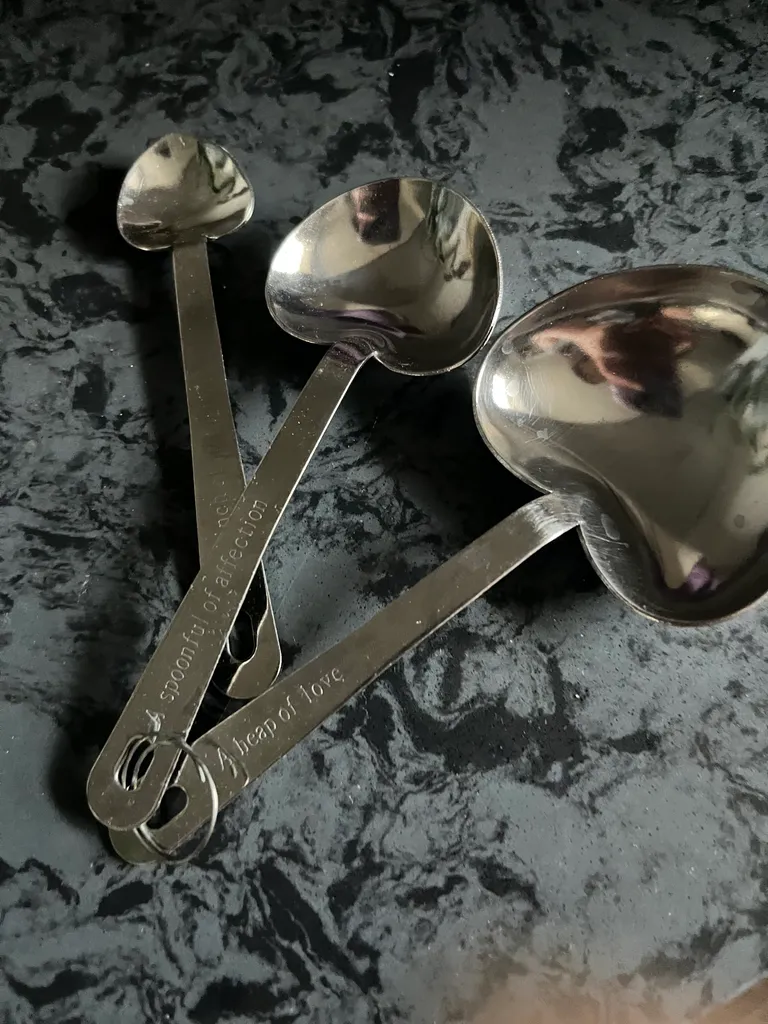 Heart measuring spoons photo 1