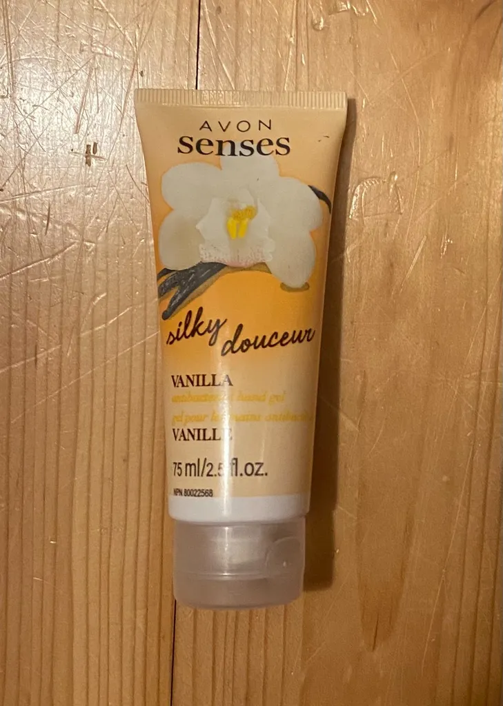 Free with trade, Avon Vanilla Anti-Bacterial Gel (Used) photo 1