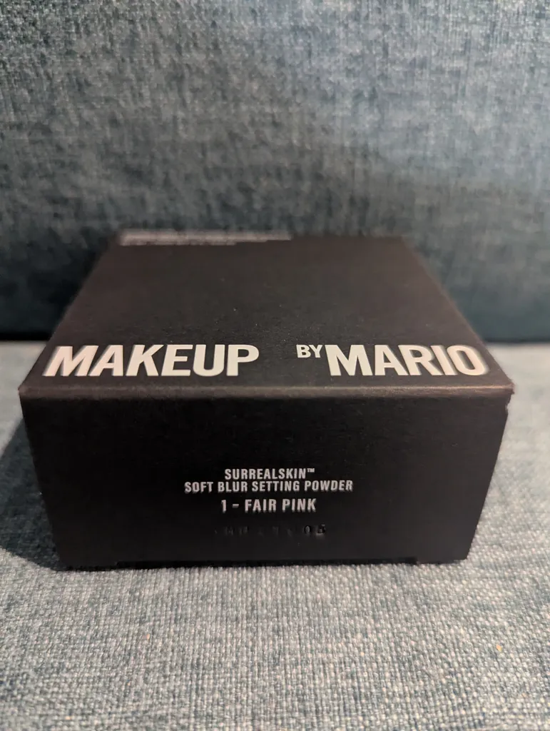 BNIB setting powder for fair skin photo 1