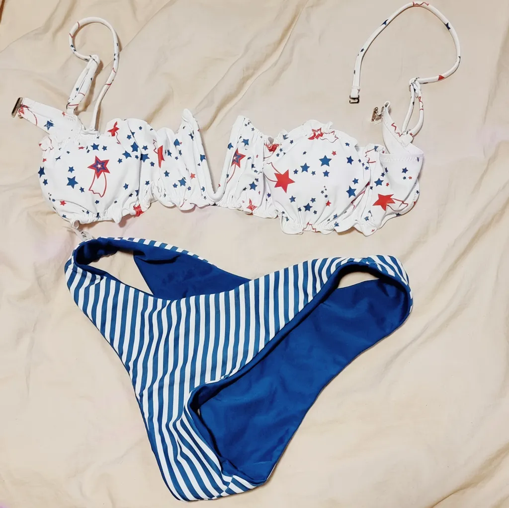 Reversible Bikini photo 1