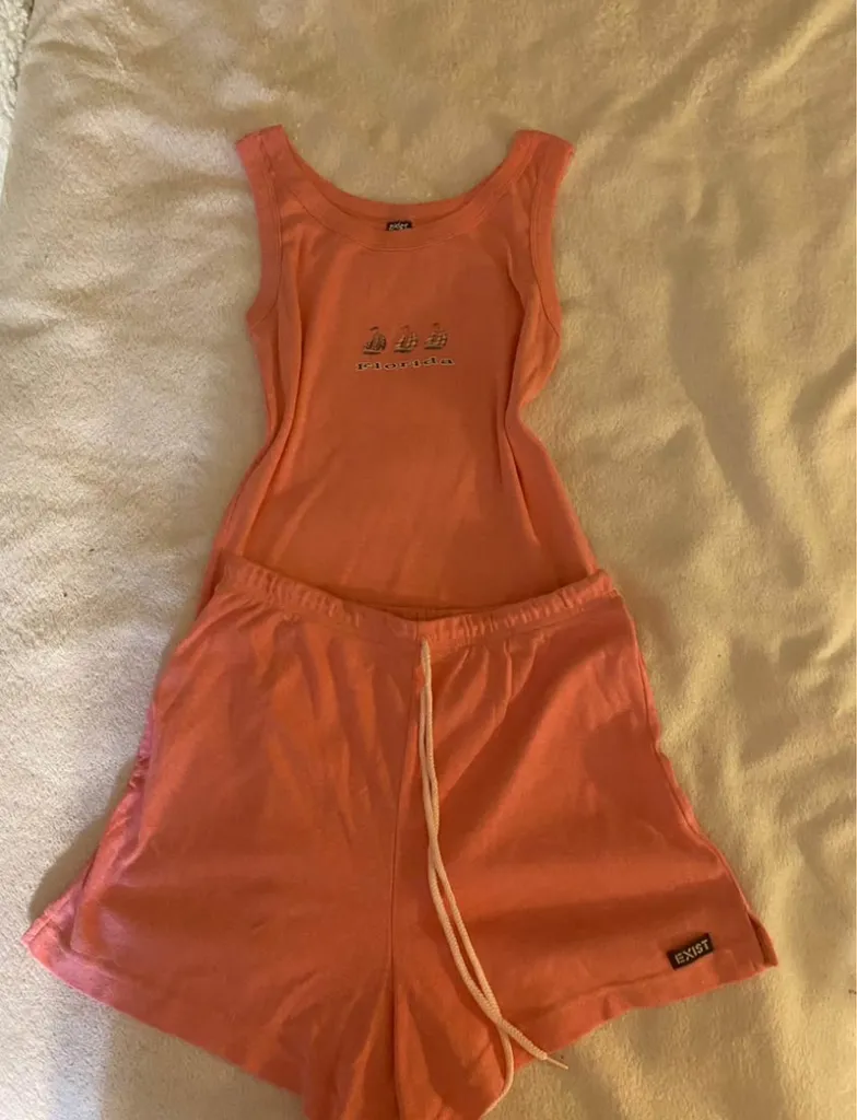 Pink Matching Top With Shorts photo 1