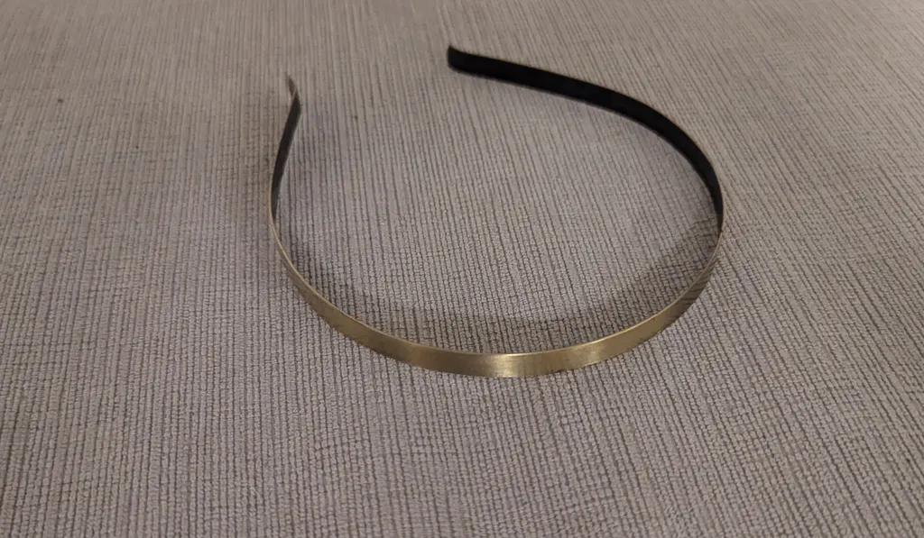 Gold Metal Headband photo 1