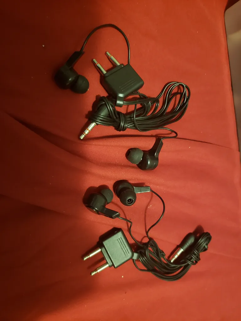 Airplane Earbuds (Free with Trade) photo 1