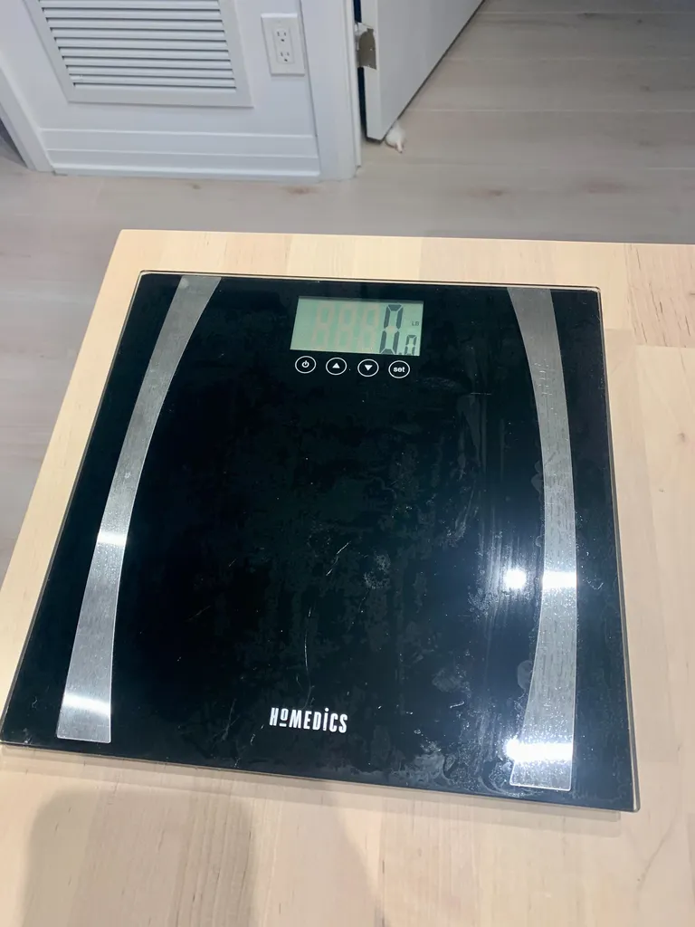 FREE - Digital Scale photo 1