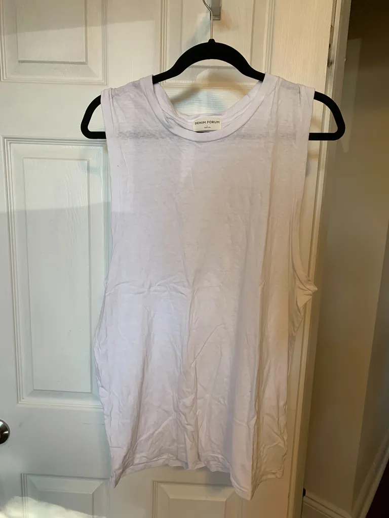 White linen denim forum tank, size L photo 1