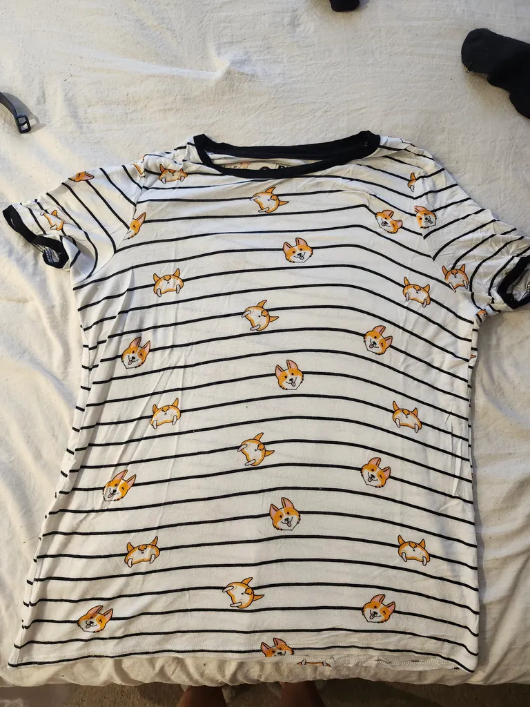 Black Matter Corgi Print Tee - Size Small photo 1