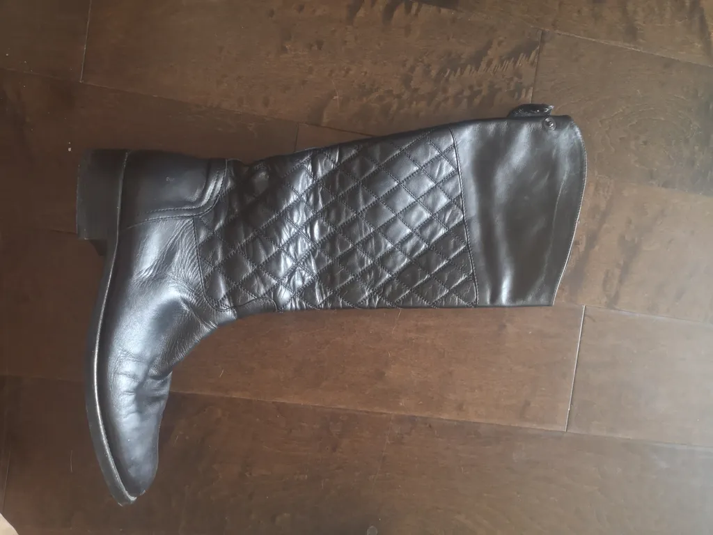 Leather boots photo 1