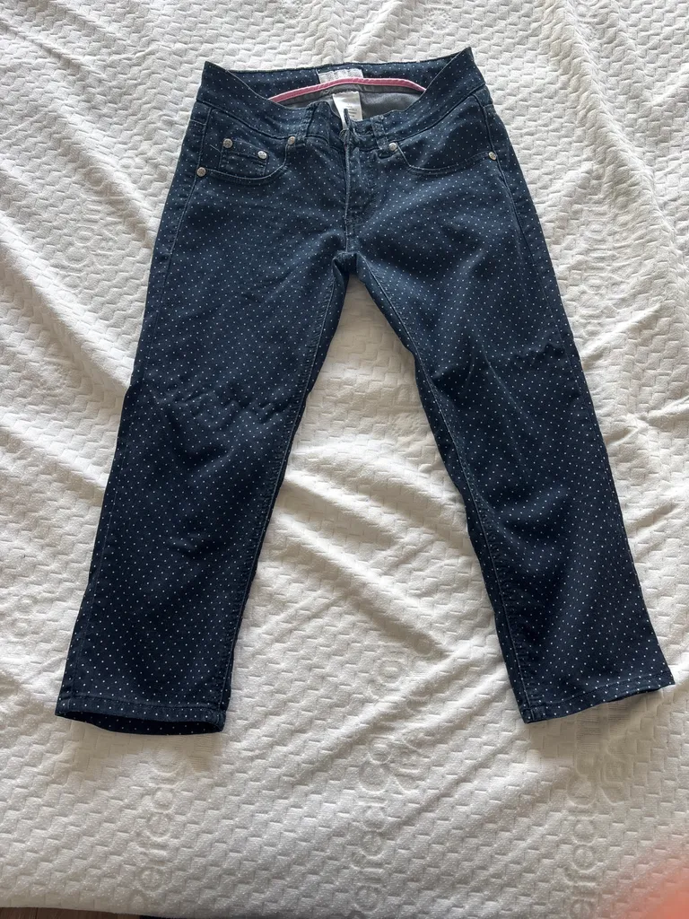 Capris - small photo 1