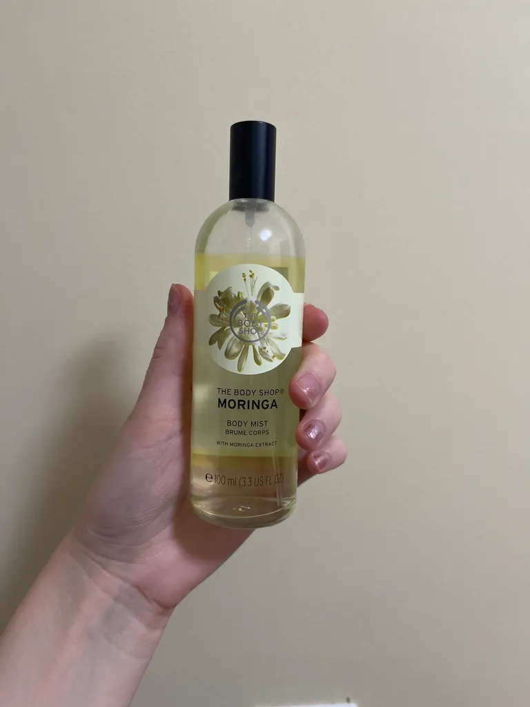 Body Shop Moringa Body Spray photo 1