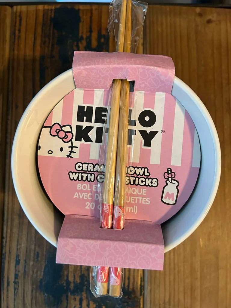 Hello KITTY® CERAMIC BOWL WITH CHOPSTICKS photo 1