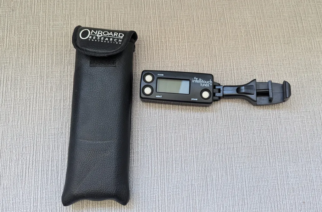 Onboard Research IntelliTouch Tuner with Case photo 1