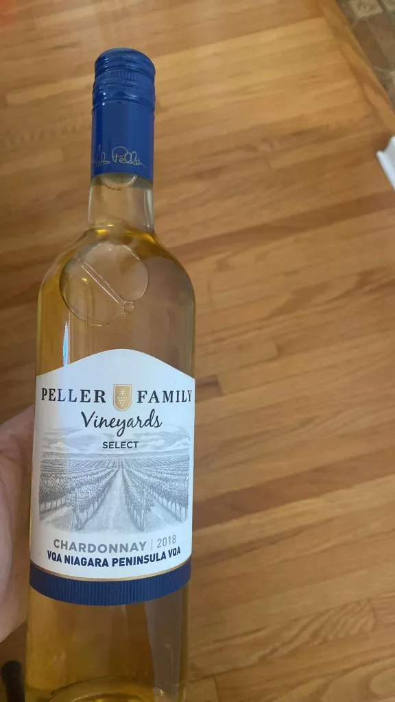 Case of 12 white and red wines photo 1