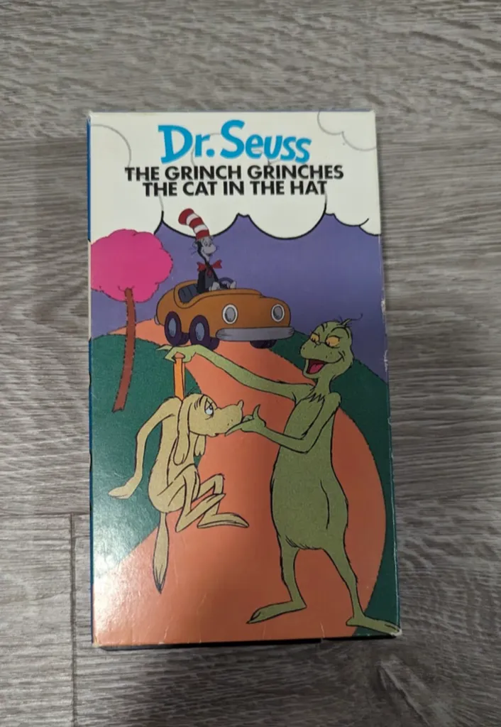 Dr. Seuss VHS: The Grinch Grinches the Cat in the Hat Movie photo 1