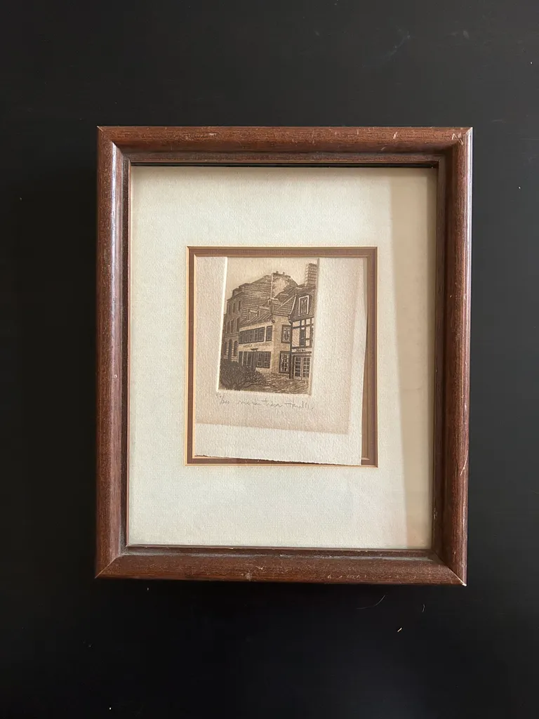 Wooden frame with print photo 1
