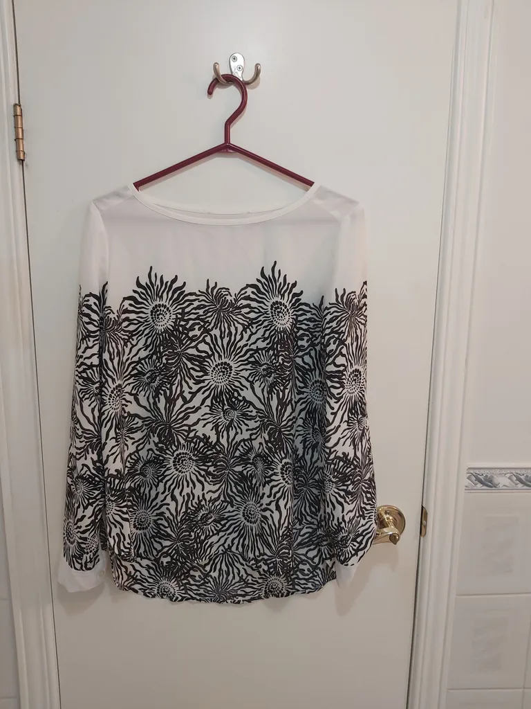 White longsleeve with black floral photo 1