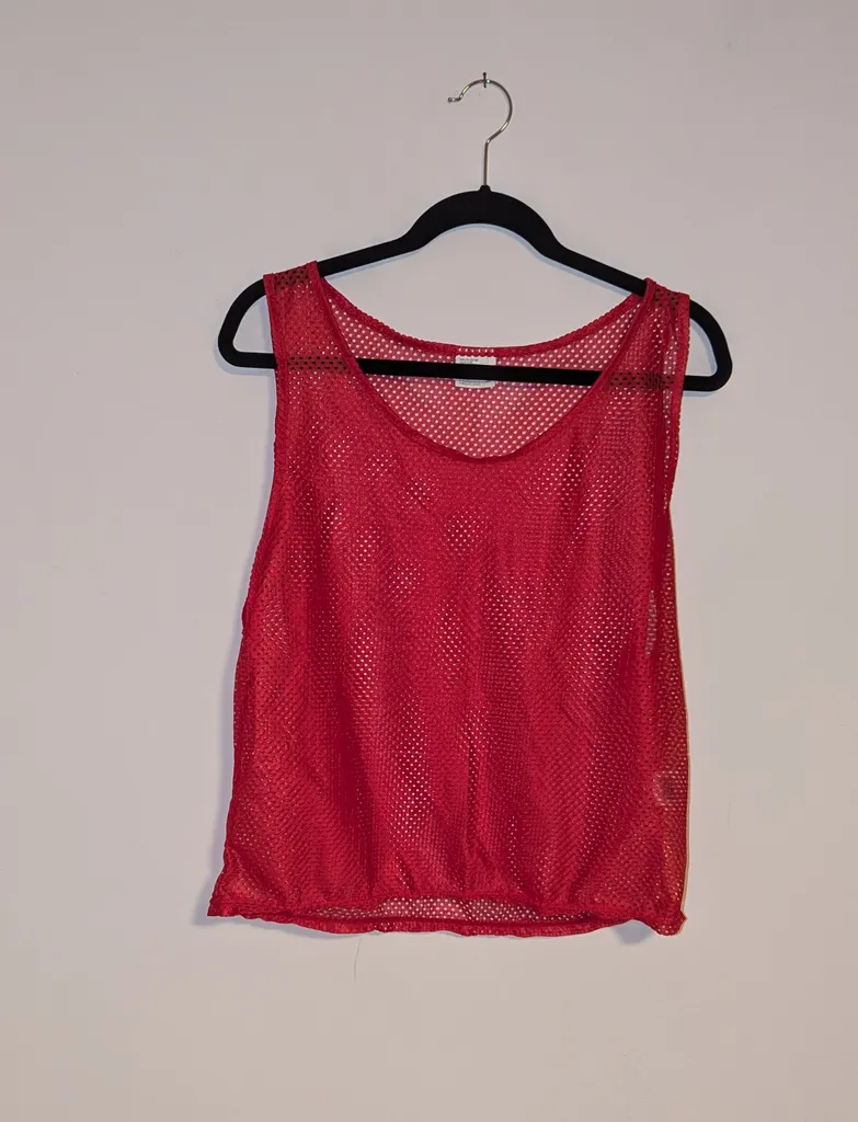 Youth Red Mesh Sleeveless Top photo 1