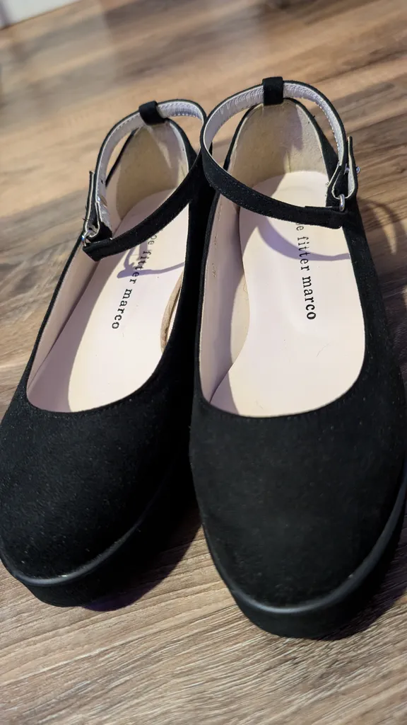 Platform Mary Janes size 6.5 photo 1