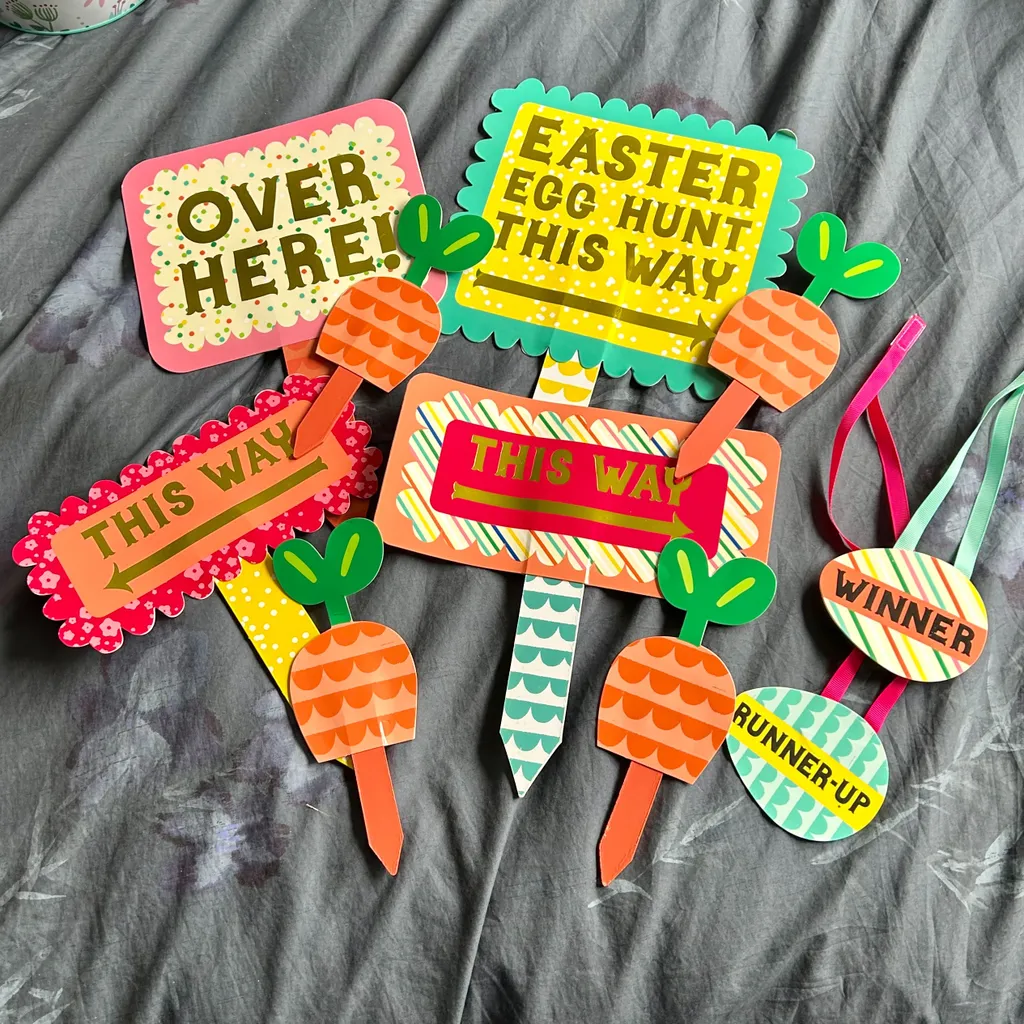 Signs for outdoor egg hunt photo 1