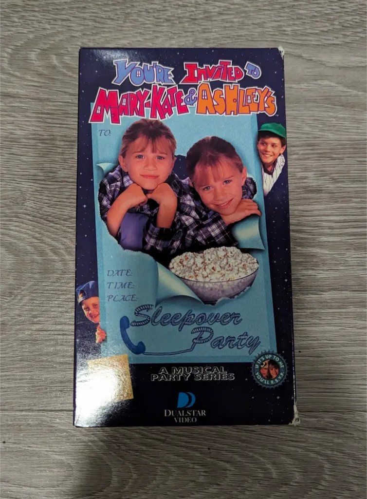 Mary-Kate & Ashley's Sleepover Party VHS Movie photo 1