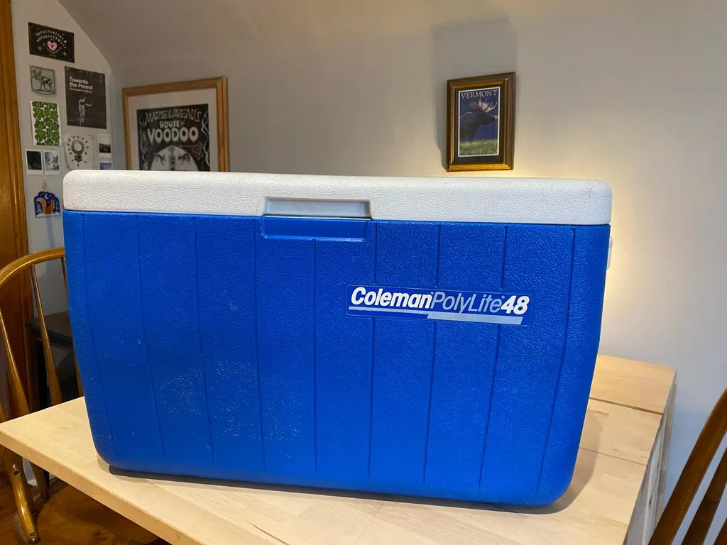 Large Coleman cooler photo 1