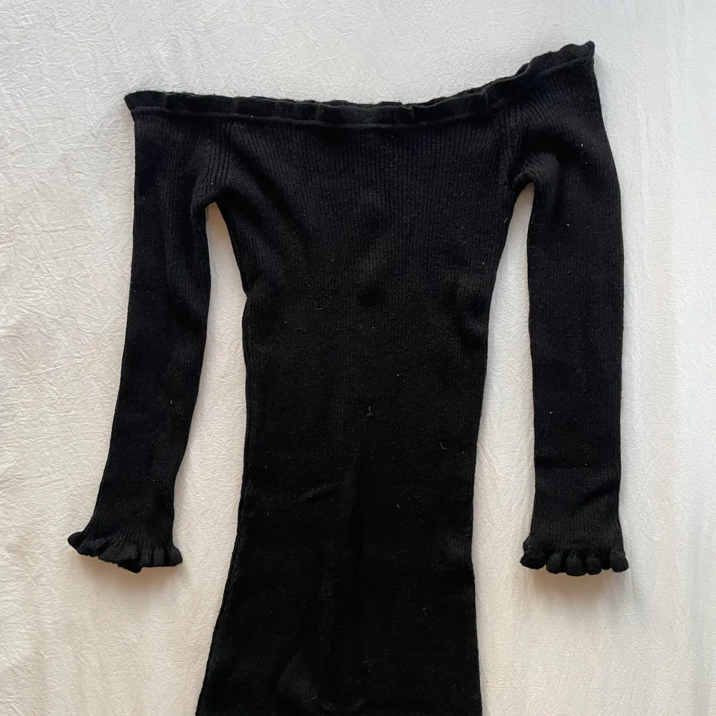 Ribbed Off The Shoulder Dress photo 1