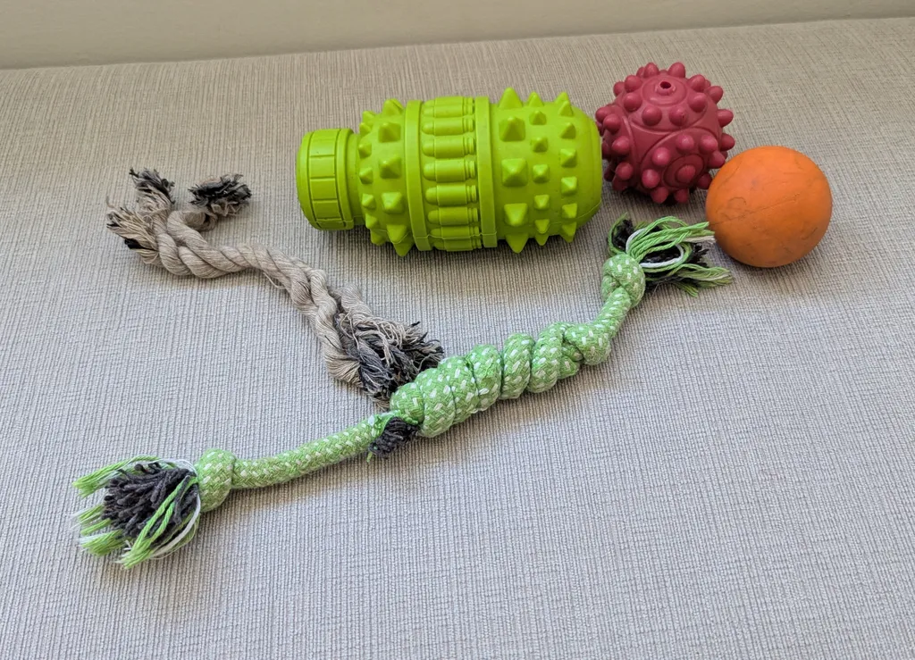Dog Toy Bundle: 2 Ropes, 2 Balls, and Textured Chew Toy photo 1