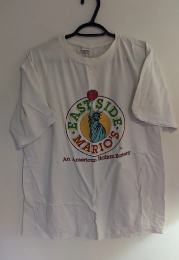 Vintage East Side Mario's Shirt - Men's Size X-Large photo 1