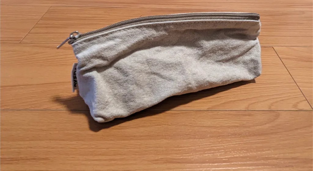 Aveda Beige Makeup Bag  photo 1