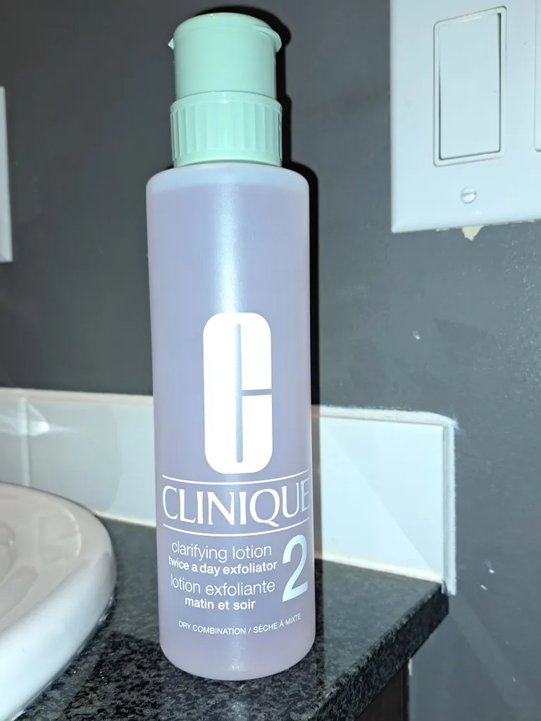 DONATED - Clinique toner photo 1