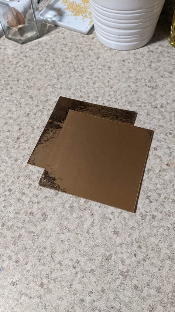 Gold food safe cardboard  photo 1